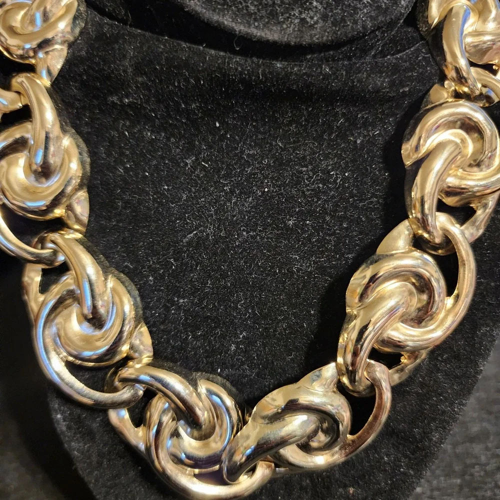 Vtg Chunky Gold Tone Swirl Link Statement Necklace 18 Inch Toggle Clasp 107g
